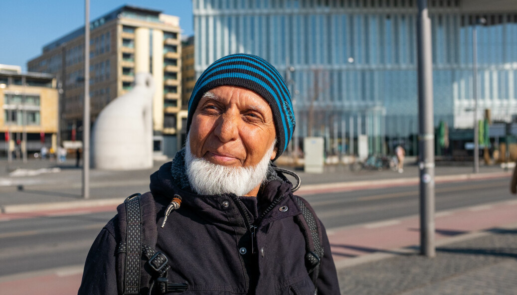Abdur Razzaq er en sprek 73-åring. Om det er steder i Oslo og omegn han ikke har vært? Nei, det har han ikke oversikt over. Men du kan sjekke både bloggen og Fb-siden hans.
