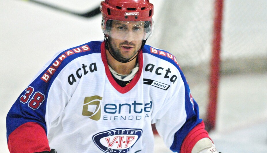 – Ikke gjør dette til en større sak en det den er, sier Anders Myrvold i Vålerenga hockeys sportslige utvalg.