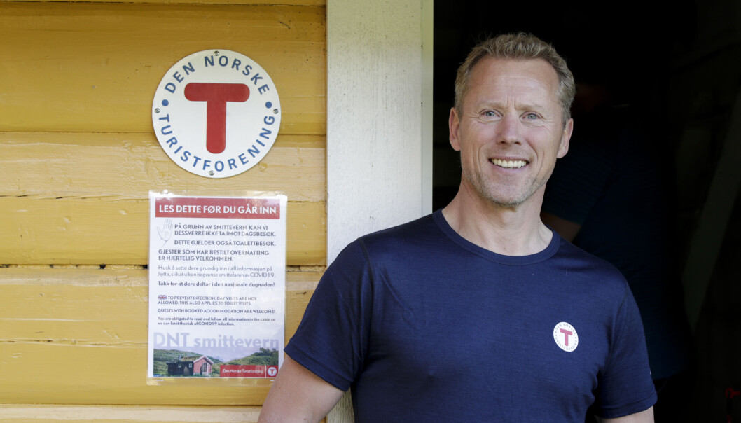 Daglig leder Henning Hoff Wikborg i DNT Oslo og Omegn gleder seg over at organisasjonen fremover skal drifte nylig kjøpte Lågøya i Oslofjorden. Daglig leder Henning Hoff Wikborg i DNT Oslo og Omegn gleder seg over at organisasjonen fremover skal drifte nylig kjøpte Lågøya i Oslofjorden.