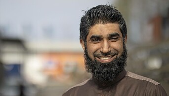 Fahad Qureshi ønsket oss velkommen til Iman Aktivitetssenter. Fahad Qureshi ønsket oss velkommen til Iman Aktivitetssenter.