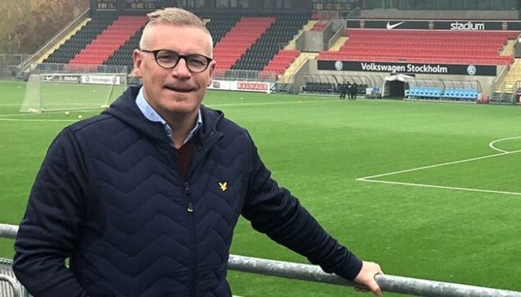 Fotballagent Kevin Ingebrigtsen mener Vålerenga ikke må selge Osame Sahraoui for småpenger. Fotballagent Kevin Ingebrigtsen mener Vålerenga ikke må selge Osame Sahraoui for småpenger.