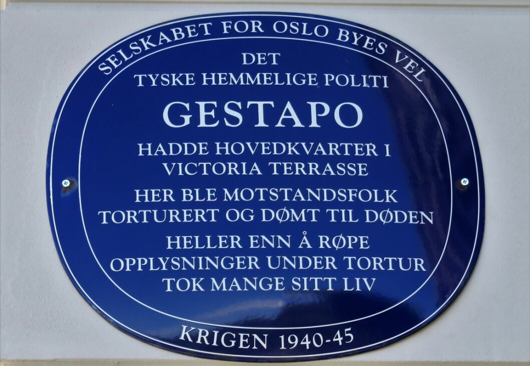 Dyster historie fra krigsdagene markert med blått skilt fra Oslo byes vel. Dyster historie fra krigsdagene markert med blått skilt fra Oslo byes vel.