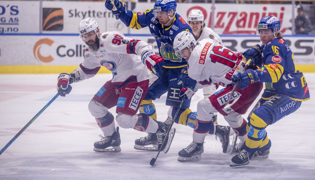 Mer kaos i VIF: Styreleder i Vålerenga Ishocket trekker seg på grunn av familien. Bildet er fra den 6. kvarfinalekampen i NM-sluttspillet i ishockey mellom Storhamar og Vålerenga i CC Amfi på Hamar.Foto: Javad Parsa / NTB Mer kaos i VIF: Styreleder i Vålerenga Ishocket trekker seg på grunn av familien. Bildet er fra den 6. kvarfinalekampen i NM-sluttspillet i ishockey mellom Storhamar og Vålerenga i CC Amfi på Hamar.Foto: Javad Parsa / NTB