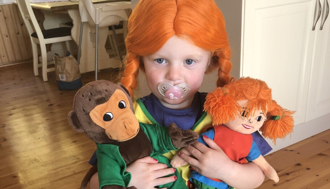 Kan vi åpne for gjenbruk?! Kan jeg få lov å gi den boka eller den leken som er i helt fin stand, men som min kid ikke leker med lenger? Jeg tror din kid hadde elska den, skriver Ine-Charlott Hanssen. Kan vi åpne for gjenbruk?! Kan jeg få lov å gi den boka eller den leken som er i helt fin stand, men som min kid ikke leker med lenger? Jeg tror din kid hadde elska den, skriver Ine-Charlott Hanssen.