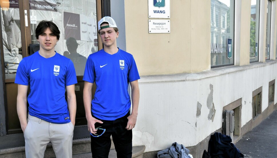 Vålerenga-gutta Gabriel Koch (t.v) og Stian Solberg fikk sitt store gjennombrudd i norsk topphockey denne sesongen.