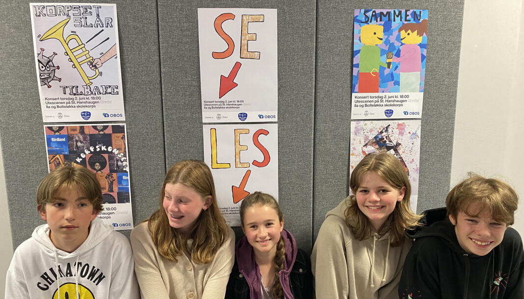 Fra venstre Jack Lien, Vanessa Gabrielsen, Embla Tsigaridas, Agnes Skjæret og August Viale på sjuende trinn på Ila skole var blant de heldige som fikk sine plakater trykket opp. Fra venstre Jack Lien, Vanessa Gabrielsen, Embla Tsigaridas, Agnes Skjæret og August Viale på sjuende trinn på Ila skole var blant de heldige som fikk sine plakater trykket opp.