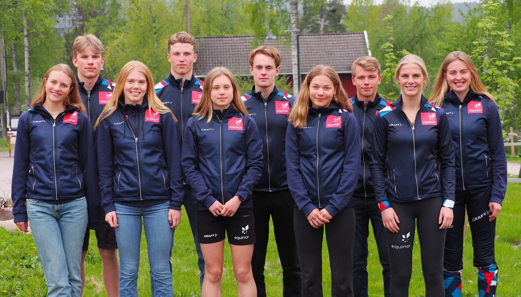 Juniorlandslaget består av elleve lovende skiutøvere. Juniorlandslaget består av elleve lovende skiutøvere.