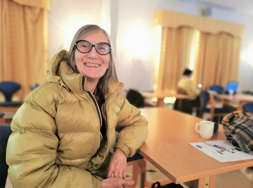 — Man må henge med hele tiden, mener Liv Ohnstad (74). Her på digitalkurset på St. Hanshaugen seniorsenter.