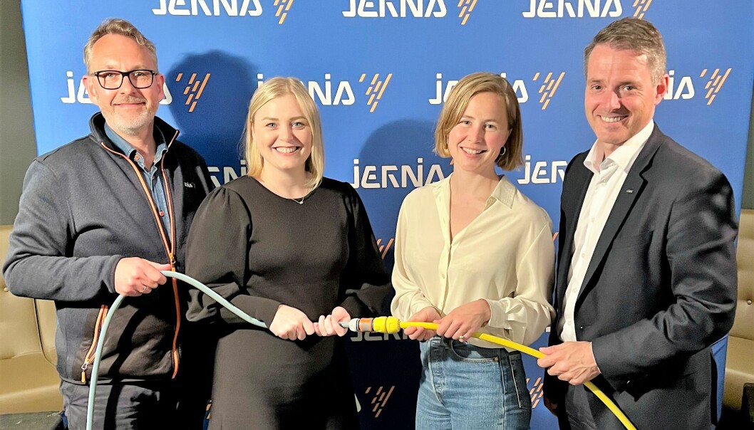 Jernia-leder Espen Karlsen, nestleder i Høyre Tina Bru, Framtiden i våre hender-leder Anja Bakken Riise og Virke-leder Ivar Horneland Kristensen er alle opptatt av at reparasjoner må bli lettere å gjennomføre. Jernia-leder Espen Karlsen, nestleder i Høyre Tina Bru, Framtiden i våre hender-leder Anja Bakken Riise og Virke-leder Ivar Horneland Kristensen er alle opptatt av at reparasjoner må bli lettere å gjennomføre.