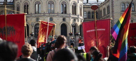 Fagbevegelsen og antirasister mobiliserer sammen mot Sian-markering foran Stortinget