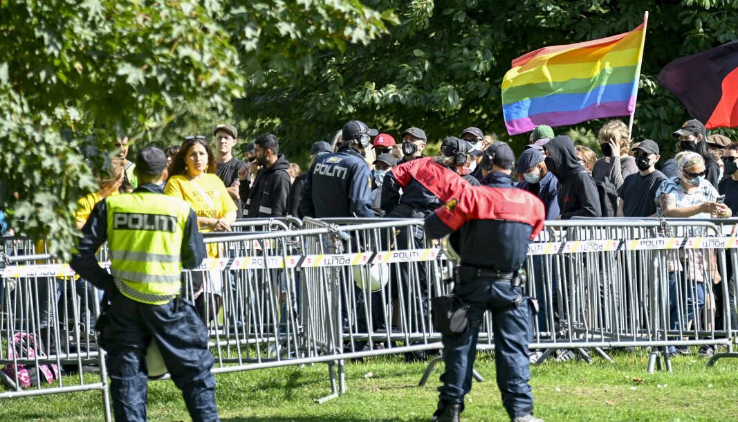 Gang på gang har Oslo mot rasisme mobilisert til markeringer mot Sian foran Stortinget. Gang på gang har Oslo mot rasisme mobilisert til markeringer mot Sian foran Stortinget.