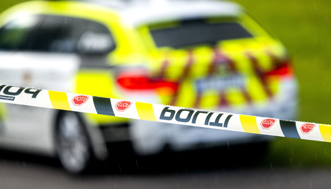 Politiet fikk melding om ulykken i Tvetenveien ved Haugerud T-banestasjon i Oslo klokken 16.39, og alle nødetater rykket ut. Foto: Gorm Kallestad / NTB Politiet fikk melding om ulykken i Tvetenveien ved Haugerud T-banestasjon i Oslo klokken 16.39, og alle nødetater rykket ut. Foto: Gorm Kallestad / NTB