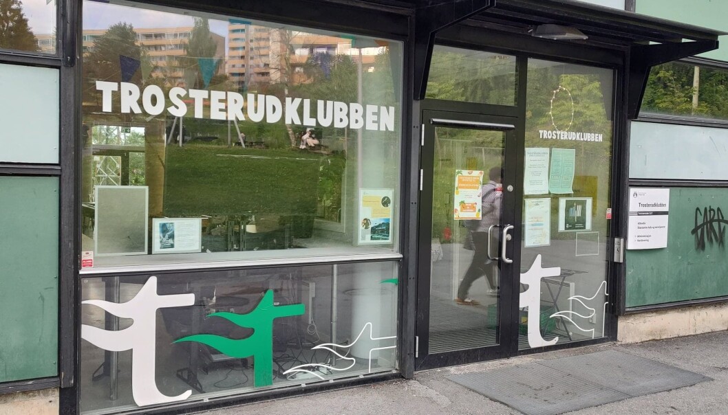 Det var her ved Trosterudklubben at politiet fanget opp 17-åringen som skjøt seg selv. Det var her ved Trosterudklubben at politiet fanget opp 17-åringen som skjøt seg selv.