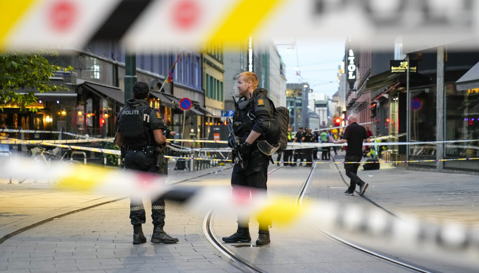 Det er avfyrt flere skudd i 1.15-tiden natt til lørdag på utsiden av London pub i sentrum av Oslo. Flere er skadd, opplyser politiet. Foto: Javad M. Parsa / NTB