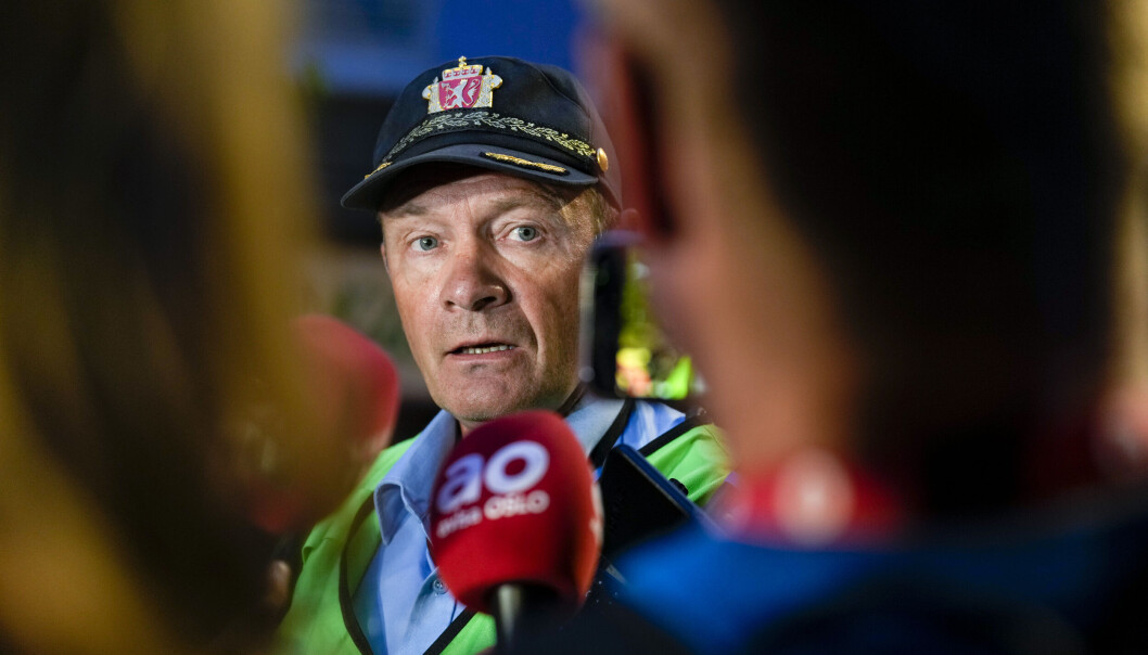 Innsatsleder Tore Barstad holder pressebrief etter at to mennesker ble drept og minst 19 skadd etter akyting ved det skeive utestedet London pub i sentrum ved 01.15-tiden natt til lørdag. Foto: Javad M. Parsa / NTB Innsatsleder Tore Barstad holder pressebrief etter at to mennesker ble drept og minst 19 skadd etter akyting ved det skeive utestedet London pub i sentrum ved 01.15-tiden natt til lørdag. Foto: Javad M. Parsa / NTB