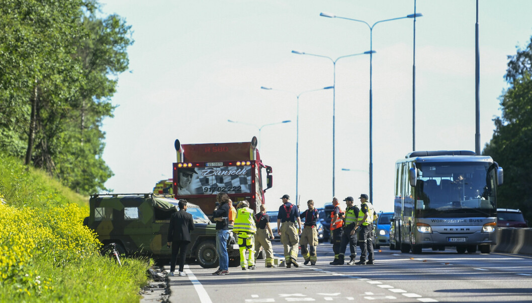 Oslo 20220702. Politet gjør undersøkelser på E6 ved Mortensrud etter at SIAN leder var involvert i en trafikkulykke. Foto: Annika Byrde / NTB