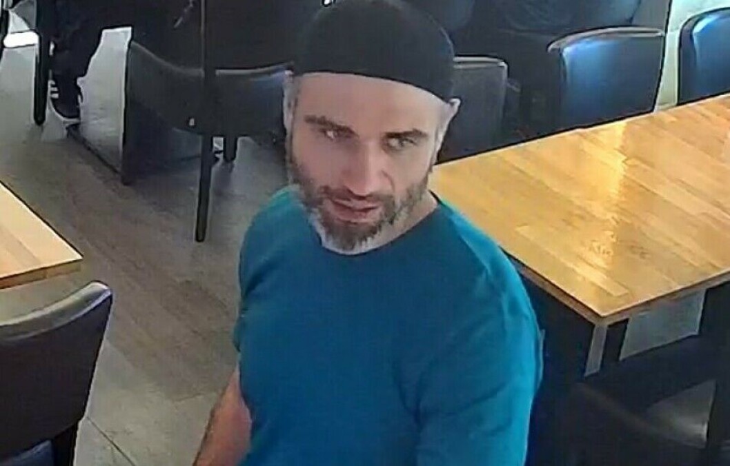 Politiet ber fortsatt om tips som kan redegjøre for terrorsiktede Zaniar Matapours bevegelser før skytingen og drapene for over en uke siden. Politiet ber fortsatt om tips som kan redegjøre for terrorsiktede Zaniar Matapours bevegelser før skytingen og drapene for over en uke siden.