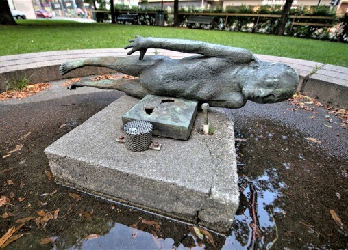 Trist syn på Nordpolen. Hva skjedde med Arne Vigeland-skulpturen?