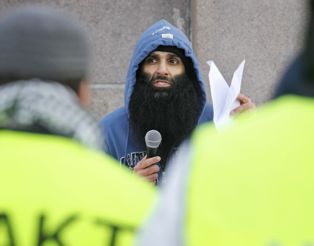 Den norske islamisten Arfan Bhatti postet innlegget midt under pride-måneden, og i uken før Zaniar Matapour skjøt mot utestedene Per på hjørnet og London pub. Den norske islamisten Arfan Bhatti postet innlegget midt under pride-måneden, og i uken før Zaniar Matapour skjøt mot utestedene Per på hjørnet og London pub.