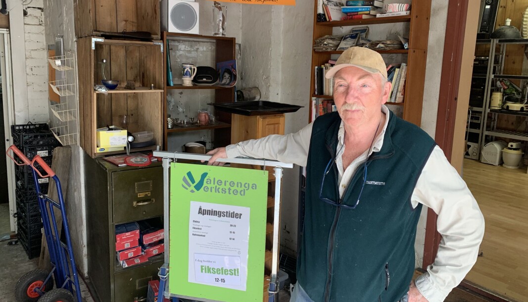 — Når Obos har lagt frem en slik plan, er jeg redd den går gjennom. Det må kunne gå an å fortsette å ha små arbeidsplasser, sier Arne Nordihus, daglig leder ved Vålerenga verksted. — Når Obos har lagt frem en slik plan, er jeg redd den går gjennom. Det må kunne gå an å fortsette å ha små arbeidsplasser, sier Arne Nordihus, daglig leder ved Vålerenga verksted.