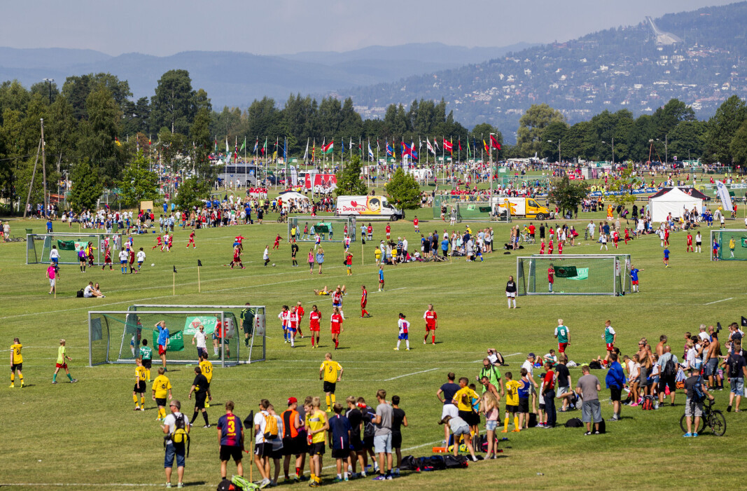 Til helgen starter Norway Cup, som arrangeres for første gang på tre år på grunn av pandemien. Det ligger an til en svært solrik start på fotballturneringen. Til helgen starter Norway Cup, som arrangeres for første gang på tre år på grunn av pandemien. Det ligger an til en svært solrik start på fotballturneringen.