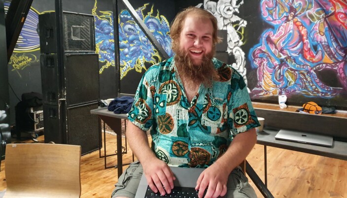 Kristian Bakke Kilde (23) sitter med den siste innspurten av planlegging. Det er fortsatt noen timer som skal dekkes. Kristian Bakke Kilde (23) sitter med den siste innspurten av planlegging. Det er fortsatt noen timer som skal dekkes.