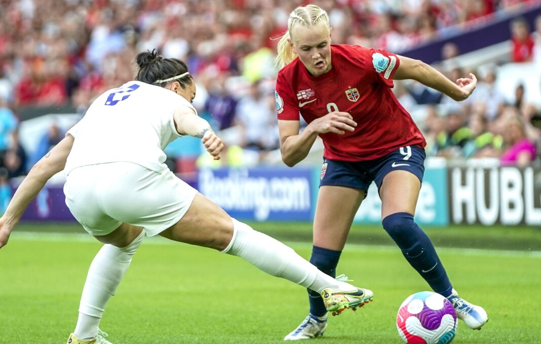 Karina Sævik (25) blir å se i Vålerenga-drakten ut neste sesong. Karina Sævik (25) blir å se i Vålerenga-drakten ut neste sesong.