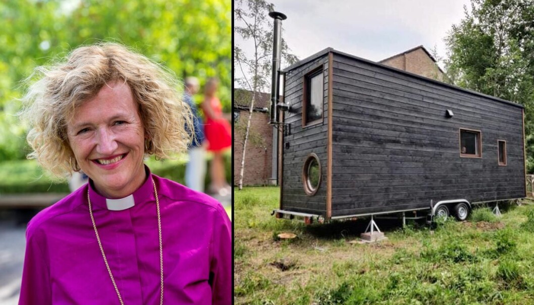 — Det er jo ganske vanskelig å få seg bolig i Oslo, også er det flere og flere som tenker de kan leve enkelt og lite, forteller biskopen, som nettopp har investert i et mikrohus. — Det er jo ganske vanskelig å få seg bolig i Oslo, også er det flere og flere som tenker de kan leve enkelt og lite, forteller biskopen, som nettopp har investert i et mikrohus.