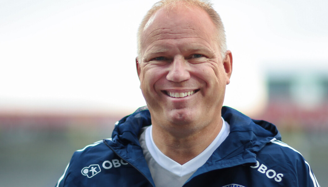 Dag-Eilev Fagermo og Vålerenga har signert 16 år gamle Stian Sjøvold Thorstensen på en treårskontrakt. Han kommer fra Rosenborg. Dag-Eilev Fagermo og Vålerenga har signert 16 år gamle Stian Sjøvold Thorstensen på en treårskontrakt. Han kommer fra Rosenborg.