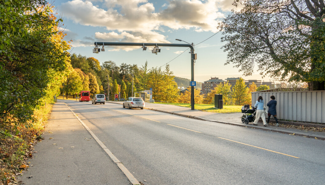 Bomstasjonen ved Tøyenparken i Oslo har hatt færre passeringer i juli sammenlignet med juli i fjor. Bomstasjonen ved Tøyenparken i Oslo har hatt færre passeringer i juli sammenlignet med juli i fjor.