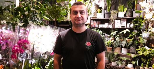 — Jeg liker å glede andre, det er viktig for meg, sier Suleyman Ortac (39) som driver Kiellandsblomster på Kiellands plass