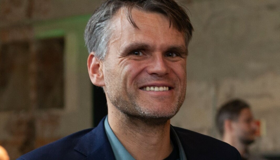 Byråd Einar Wilhelmsen tar imot Planteprisen på vegne av Oslo kommune. Byråd Einar Wilhelmsen tar imot Planteprisen på vegne av Oslo kommune.