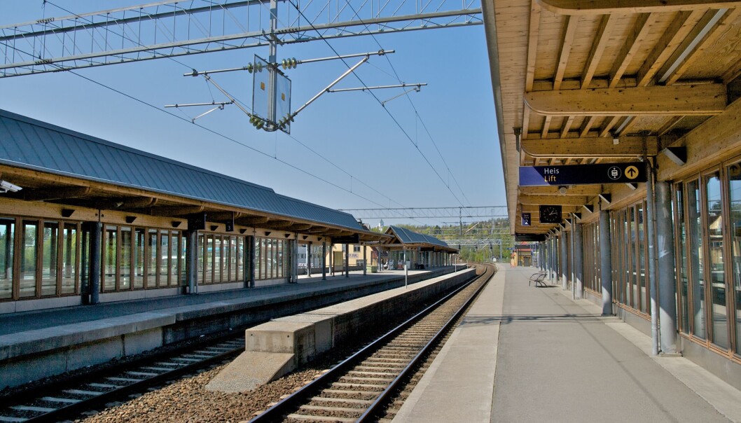 Togene går igjen på Skøyen stasjon. Togene går igjen på Skøyen stasjon.