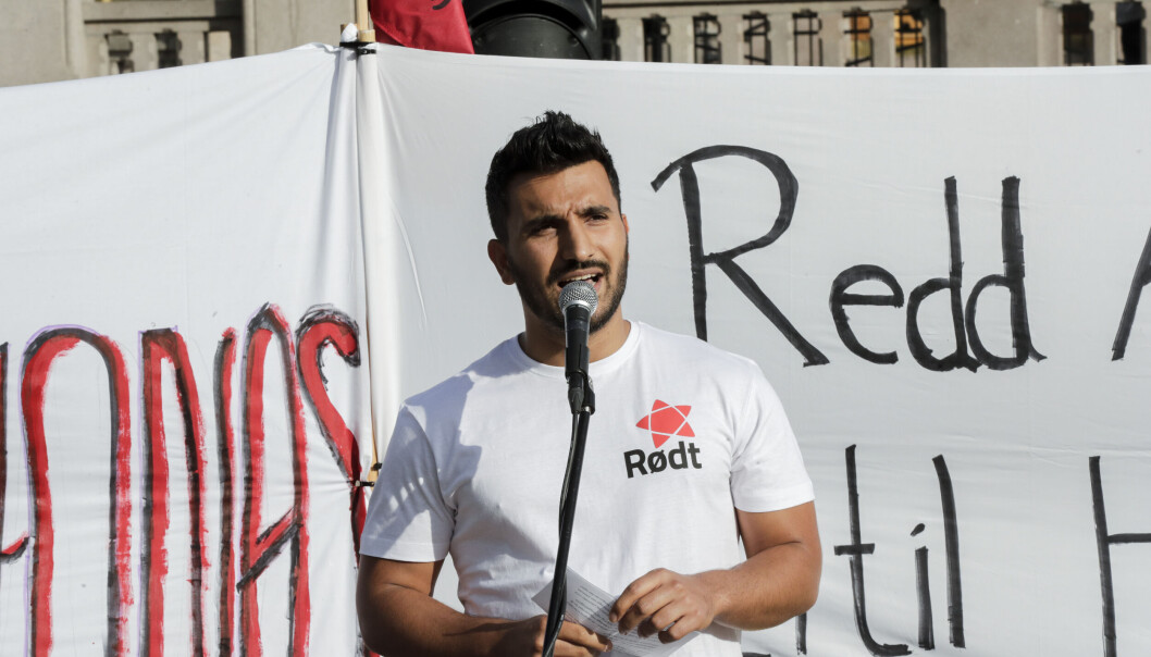 Siavash Mobasheri ble enstemmig valgt som ny gruppeleder i bystyret da fylkesstyret i Rødt Oslo mandag holdt ekstraordinært fylkesstyremøte. Siavash Mobasheri ble enstemmig valgt som ny gruppeleder i bystyret da fylkesstyret i Rødt Oslo mandag holdt ekstraordinært fylkesstyremøte.