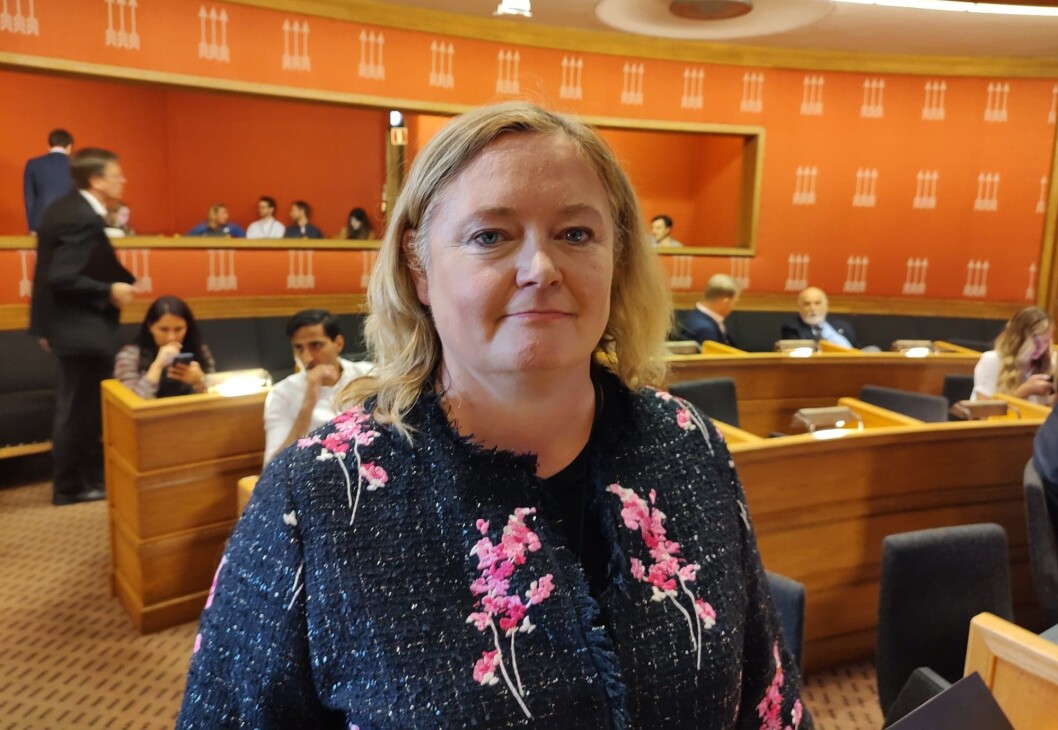 — Budsjettet er fullt av strømpenger, men bare 6 prosent av dette foreslår Ap/SV/MDG-byrådet å gi tilbake til folk som sliter med strømregningene. Dette holder ikke, sier Anne Haabeth Rygg (H). — Budsjettet er fullt av strømpenger, men bare 6 prosent av dette foreslår Ap/SV/MDG-byrådet å gi tilbake til folk som sliter med strømregningene. Dette holder ikke, sier Anne Haabeth Rygg (H).