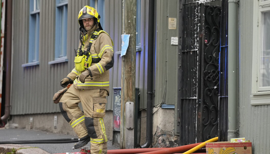 Huset er ubeboelig etter brannen. Huset er ubeboelig etter brannen.