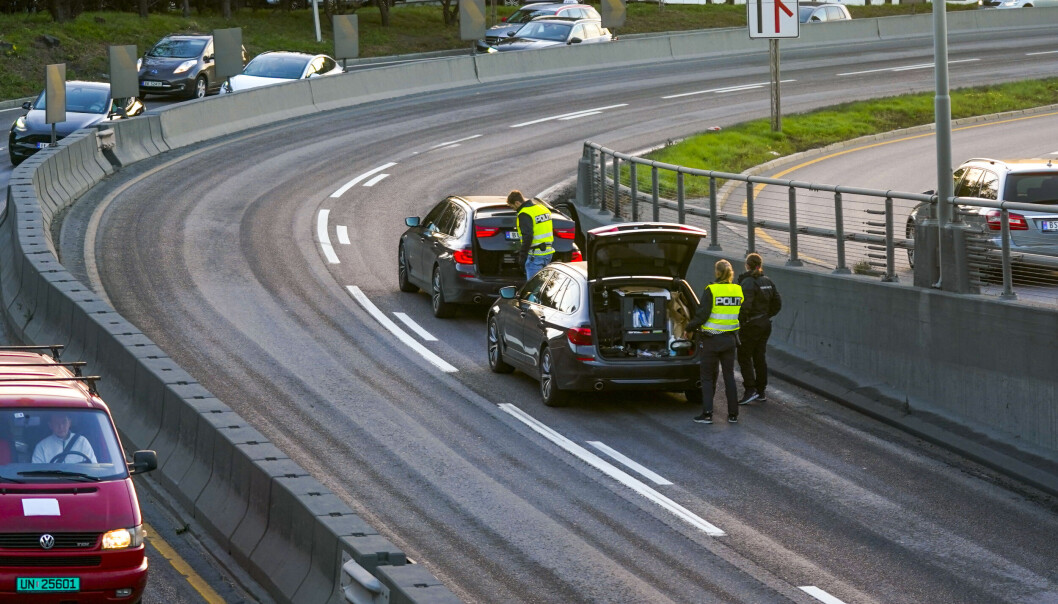 Spesialenheten har startet etterforskning etter at politiet skjøt en person på Bygdøylokket onsdag morgen. Spesialenheten har startet etterforskning etter at politiet skjøt en person på Bygdøylokket onsdag morgen.
