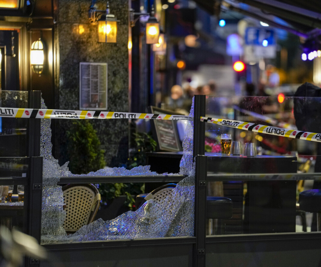 To personer ble drept da Zaniar Matapour åpnet ild ved utestedene Per på hjørnet og London pub ved C.J. Hambros plass og Rosenkrantz gate for tre måneder siden. To personer ble drept da Zaniar Matapour åpnet ild ved utestedene Per på hjørnet og London pub ved C.J. Hambros plass og Rosenkrantz gate for tre måneder siden.