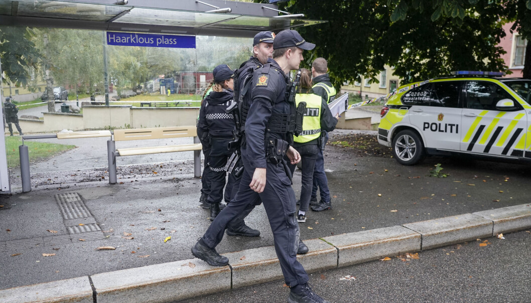 En person skal ifølge politiet være skutt på Torshov i Oslo. Åstedet er sperret av og vil undersøkes av krimteknikere. En person skal ifølge politiet være skutt på Torshov i Oslo. Åstedet er sperret av og vil undersøkes av krimteknikere.