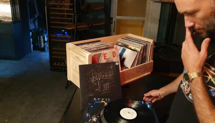 Pål Bagge Skar tester ut DJ oppsettet med Cypress Hill sitt nye album. Pål Bagge Skar tester ut DJ oppsettet med Cypress Hill sitt nye album.