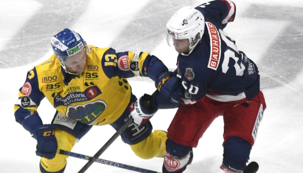 Rasmus Ahlholm gjorde en god figur mot gamle lagkamerater i Storhamar. Rasmus Ahlholm gjorde en god figur mot gamle lagkamerater i Storhamar.