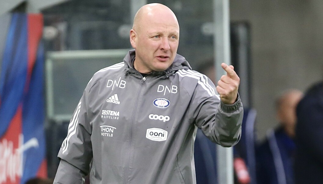 — Det er herlig å endelig vinne en storkamp, mener hovedtrener Nils Lexerød. — Det er herlig å endelig vinne en storkamp, mener hovedtrener Nils Lexerød.