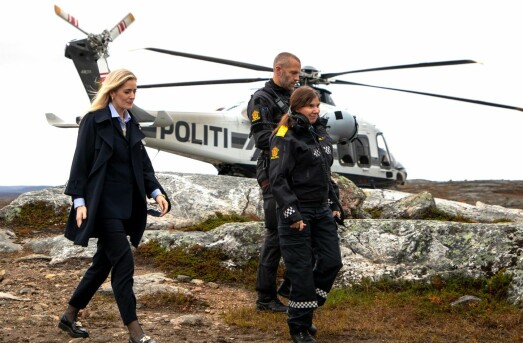 Oslopolitiets helikopter til Finnmark. – Når Putin mobiliserer, må vi prioritere ned kriminelle ungdomsgjenger på Manglerud