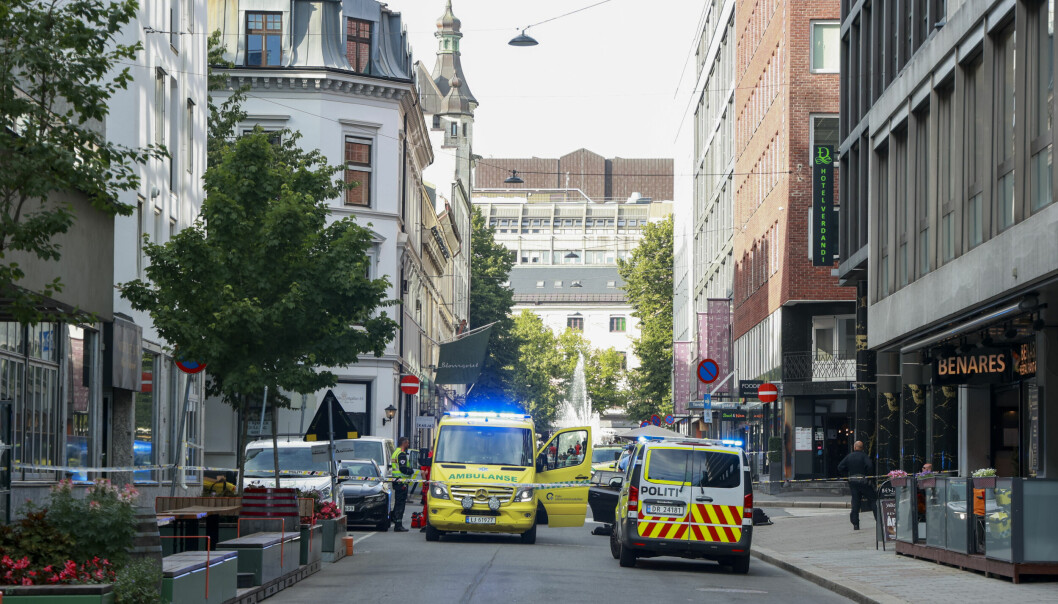 Drapet skjedde på høylys dag i Tordneskiolds gate i juli i fjor. I bakgrunnen skimtes vannfontenen i Spikersuppa ved Karl Johans gate.