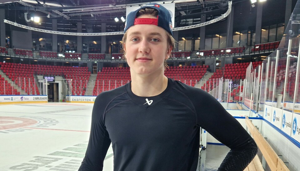 16-åringen Stian Solberg ble kåret til Vålerenga hockeys beste spiller i september. — Det er utrolig morsomt å spille med disse gutta, sier han.