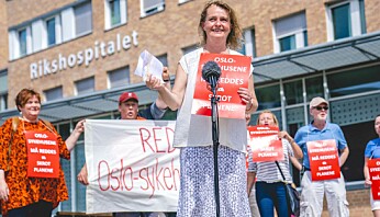 Leder i folkeaksjonen Redd Ullevål Sykehus, Lene Haug, mener det er galskap om den midlertidige landingsplassen for helikoptre bygges på Gaustad. Leder i folkeaksjonen Redd Ullevål Sykehus, Lene Haug, mener det er galskap om den midlertidige landingsplassen for helikoptre bygges på Gaustad.