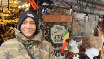 Etter 12 år tvinges Muluken (55) til å legge ned bruktbutikken på Grønland: - Til slutt knuser de drømmen min