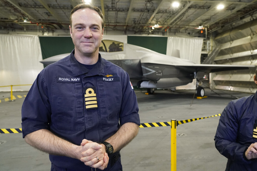 Kommandør Ian Feasey på hangarskipet HMS Queen Elizabeth som er på flåtebesøk i Oslo. Kommandør Ian Feasey på hangarskipet HMS Queen Elizabeth som er på flåtebesøk i Oslo.