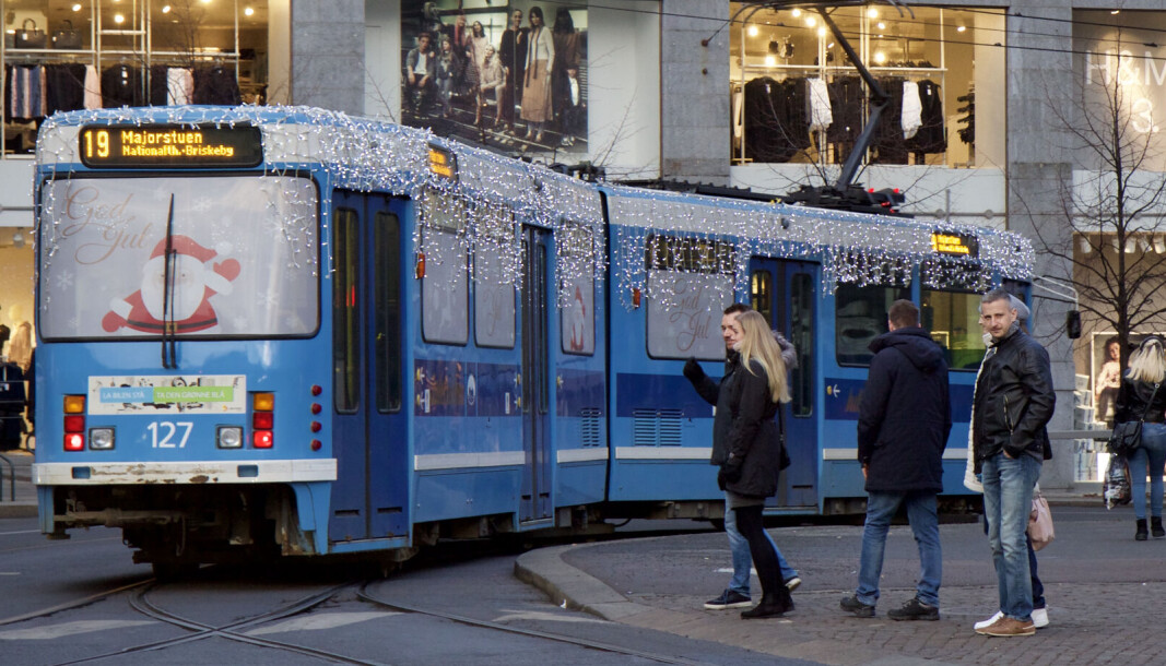 Fra fredag og ut desember kjører juletrikken rundt i Oslos gater. Fra fredag og ut desember kjører juletrikken rundt i Oslos gater.