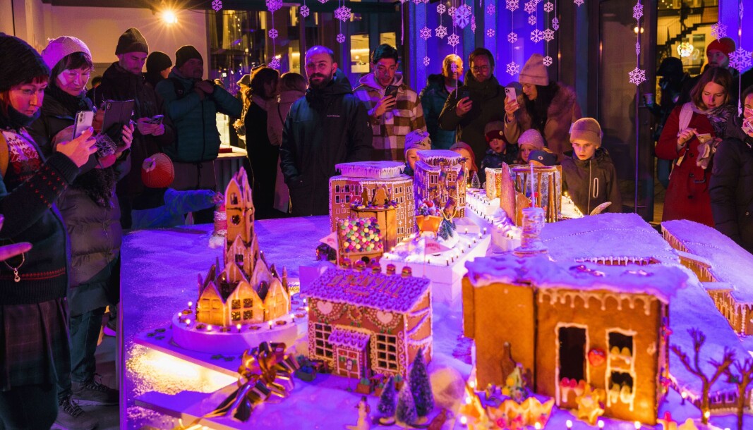 Slik ser pepperkakebyen ut som står på Olav Selvaags plass 4. Slik ser pepperkakebyen ut som står på Olav Selvaags plass 4.